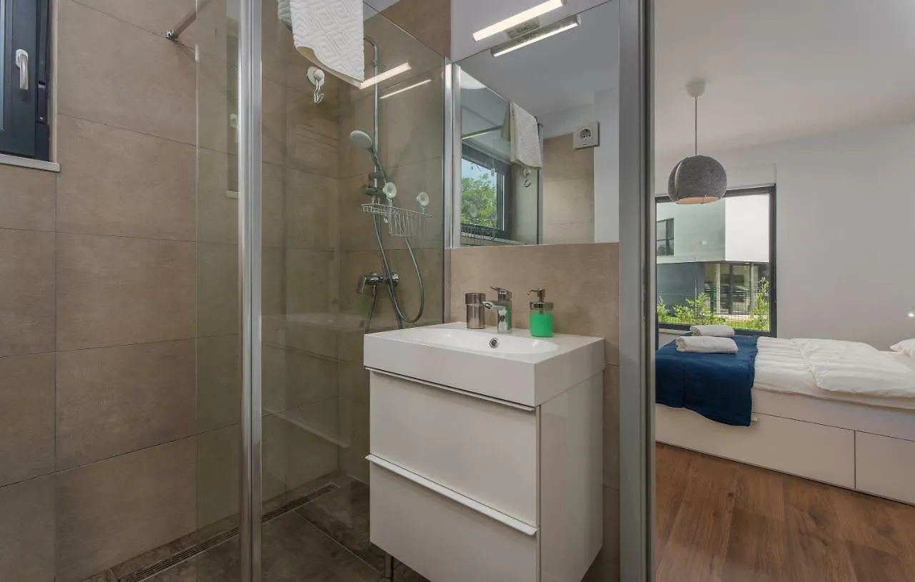 Villa Terra Petehi 0*,